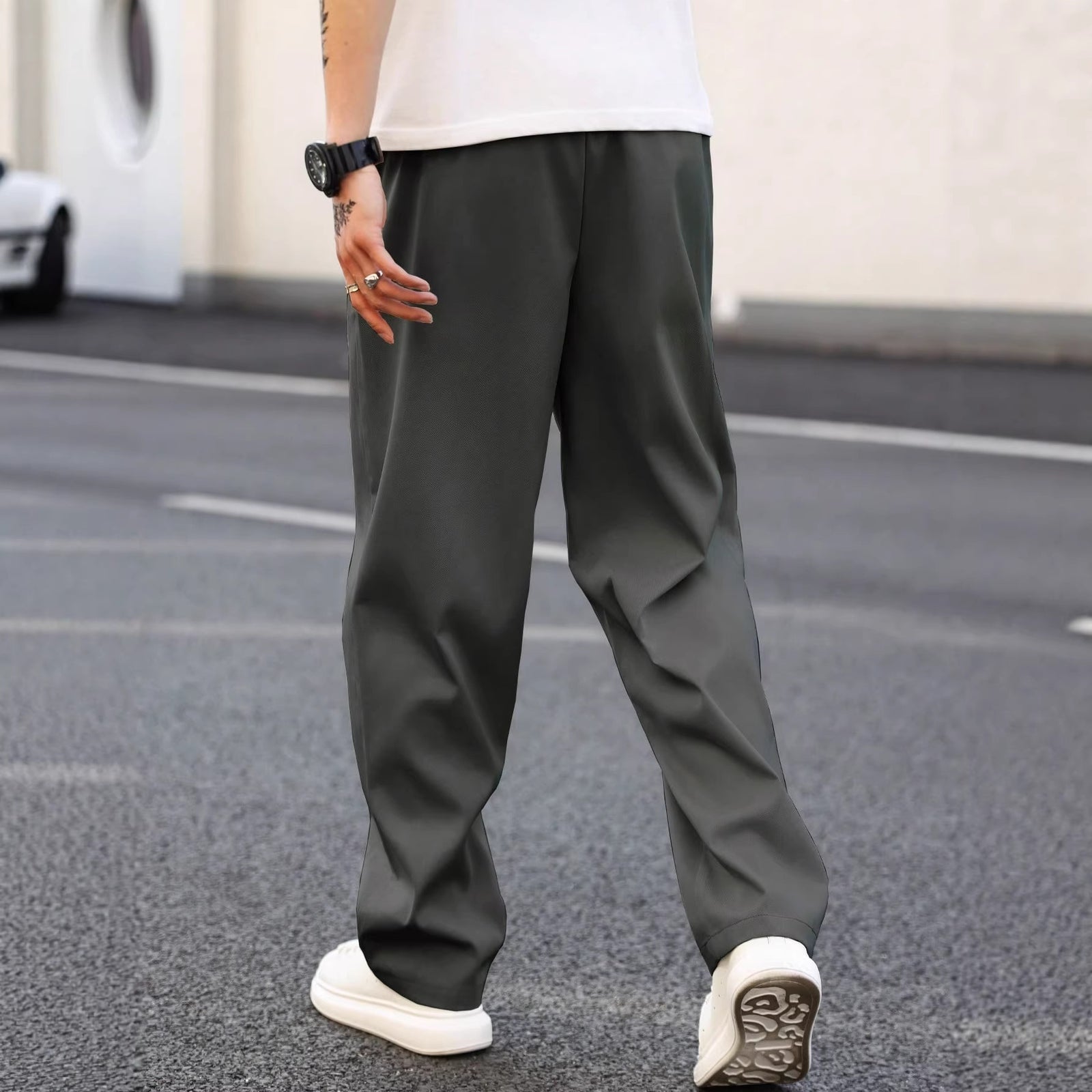 Men's Relaxed Straight-Leg Casual Pants