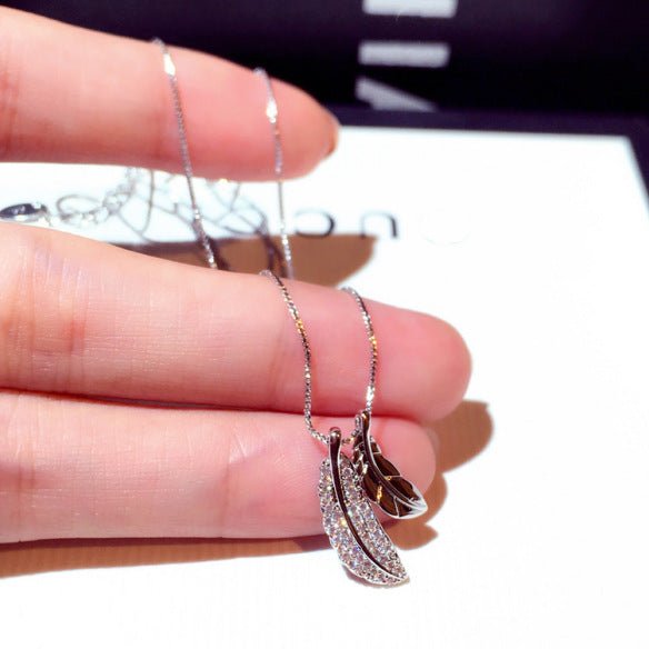 Fashionable Korean Style Leaf Pendant Choker Necklace