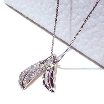 Fashionable Korean Style Leaf Pendant Choker Necklace