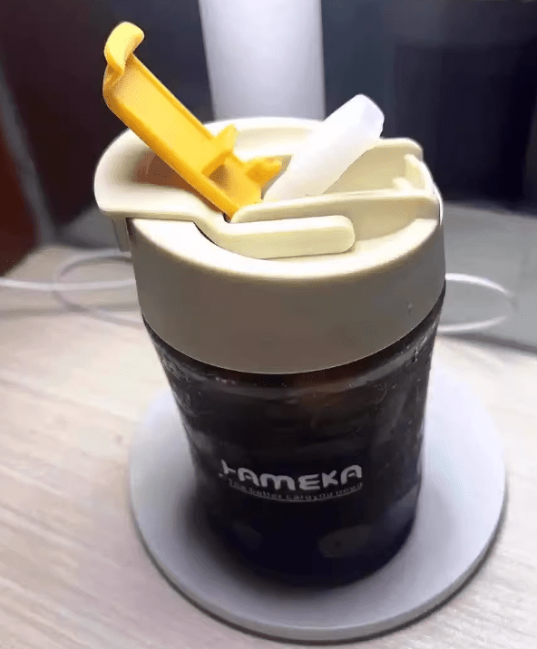 Portable 500ml Plastic Hot Cold Drink Cup